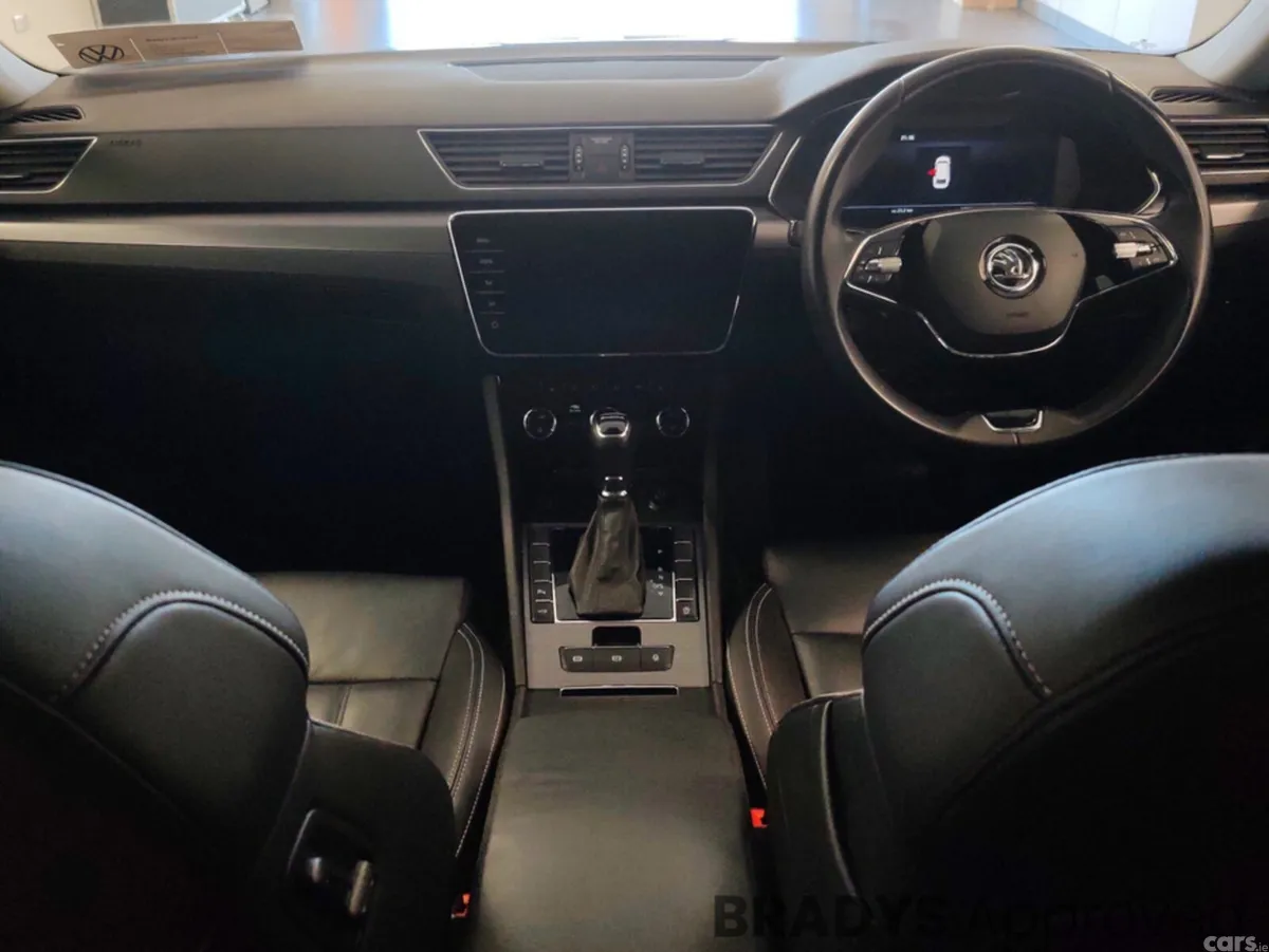 Skoda Superb Estate, Diesel, 2023, Grey