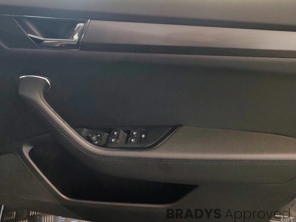 Skoda Superb Estate, Diesel, 2023, Grey