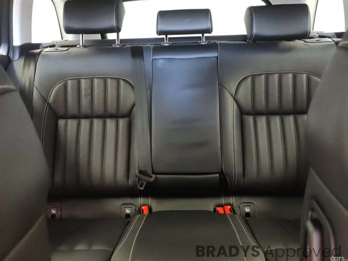 Skoda Superb Estate, Diesel, 2023, Grey