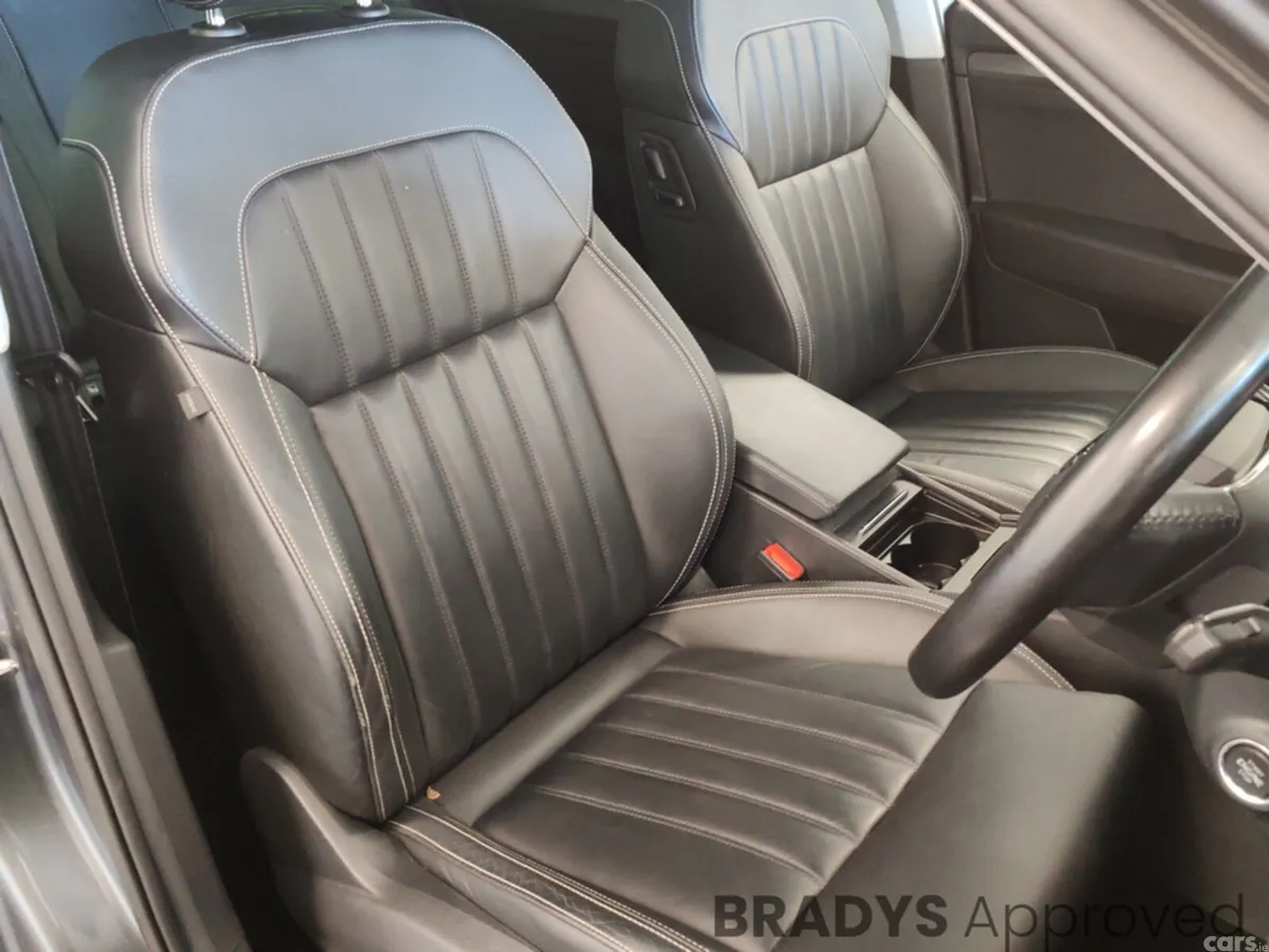 Skoda Superb Estate, Diesel, 2023, Grey