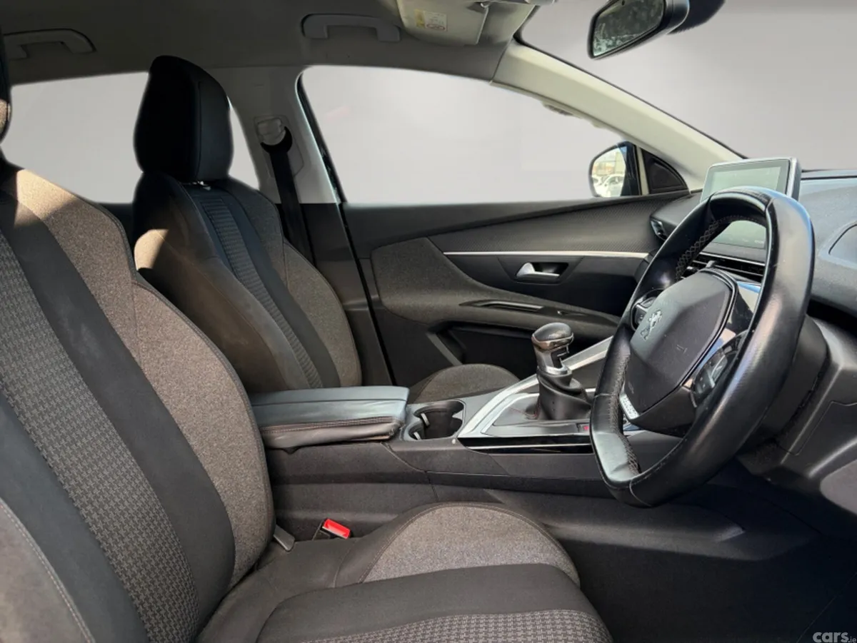 Peugeot 3008 SUV, Diesel, 2019, Black