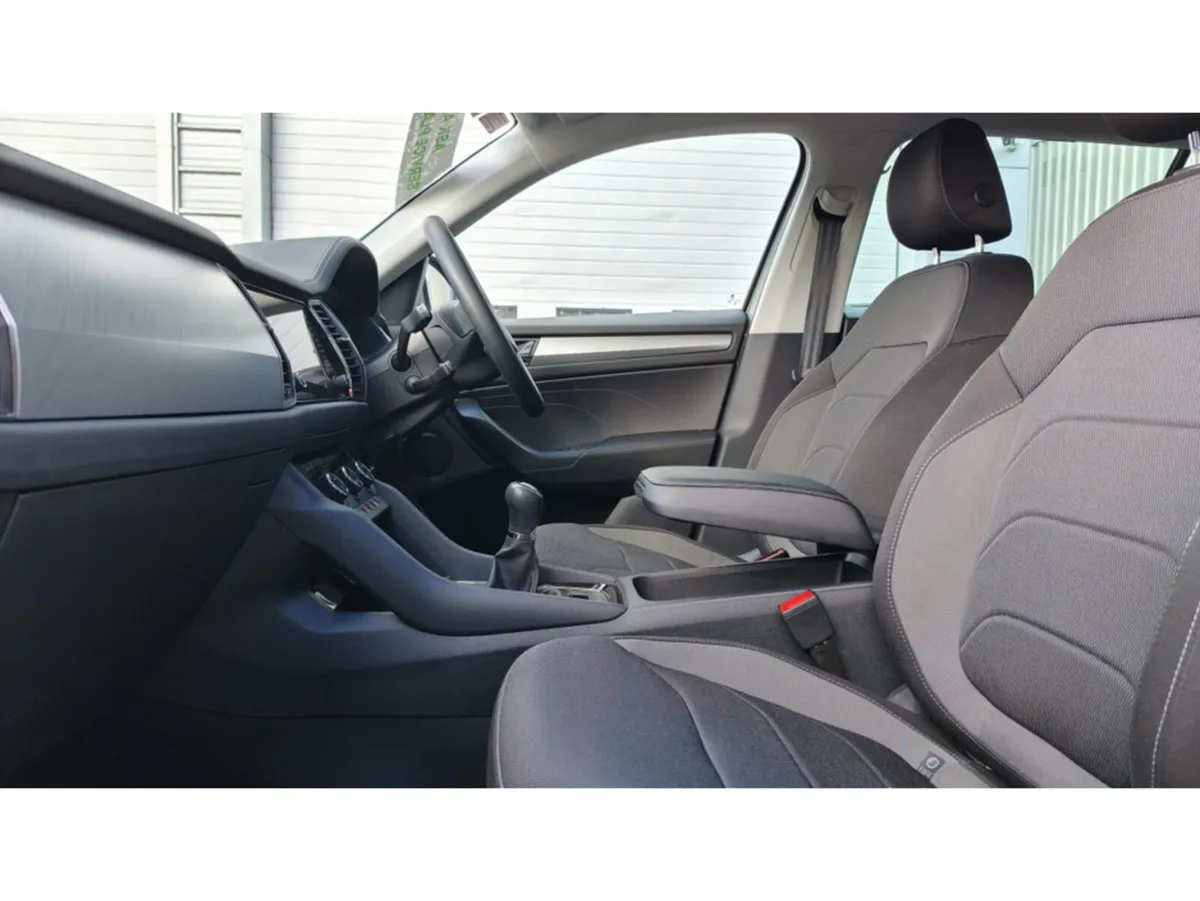 Skoda Kodiaq SUV, Petrol, 2023, Grey