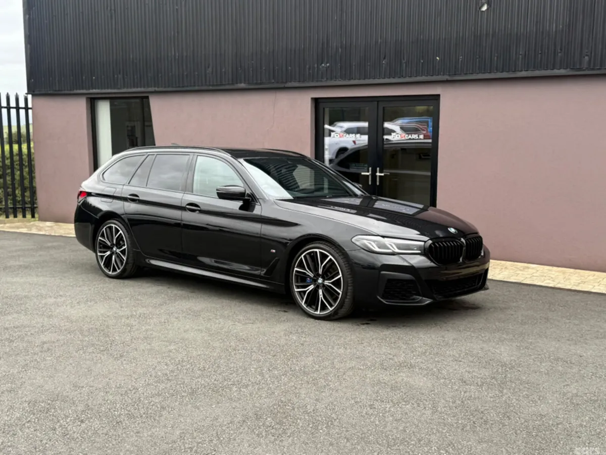 BMW 5-Series Estate, Diesel Hybrid, 2023, Black