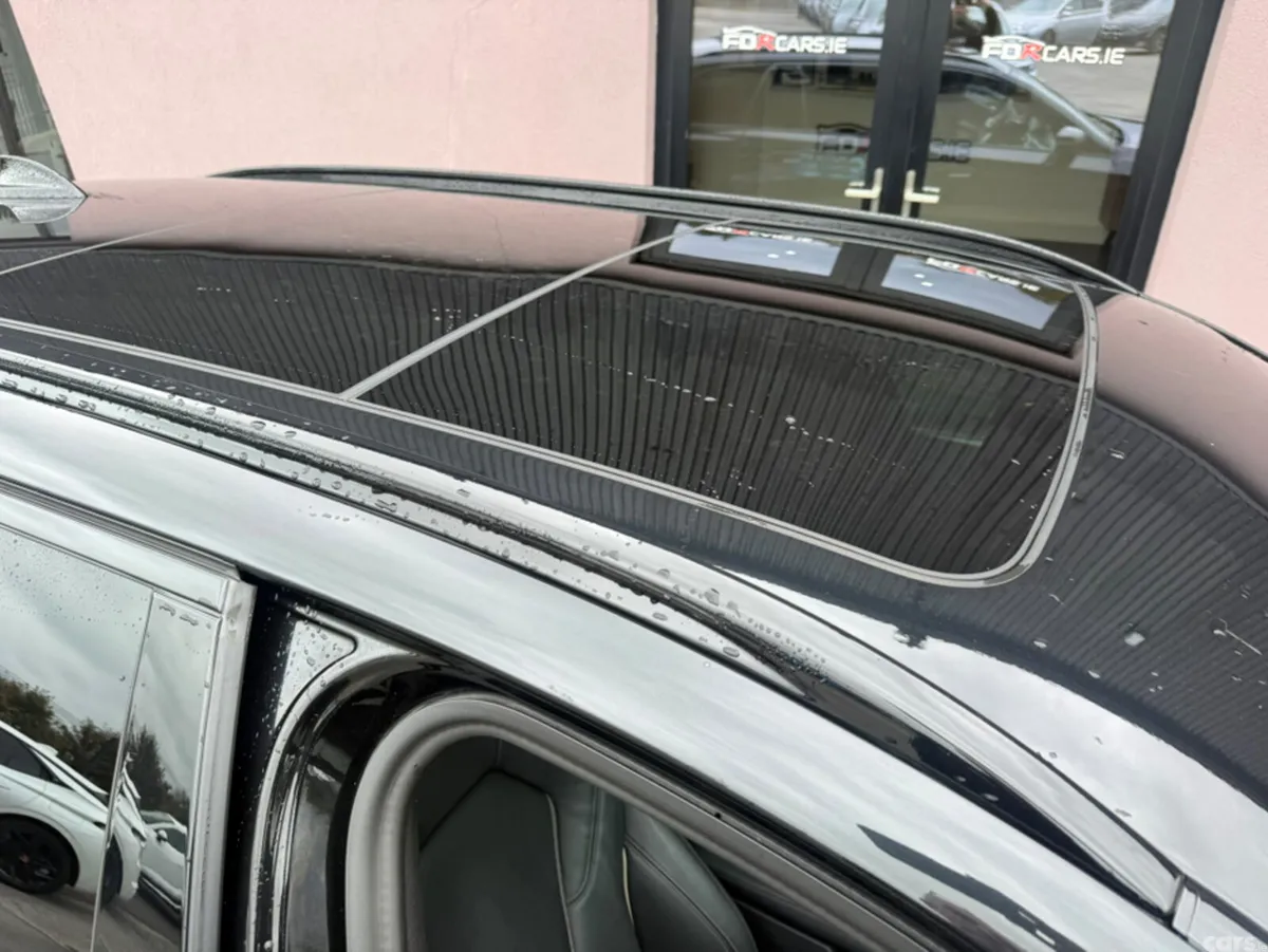 BMW 5-Series Estate, Diesel Hybrid, 2023, Black
