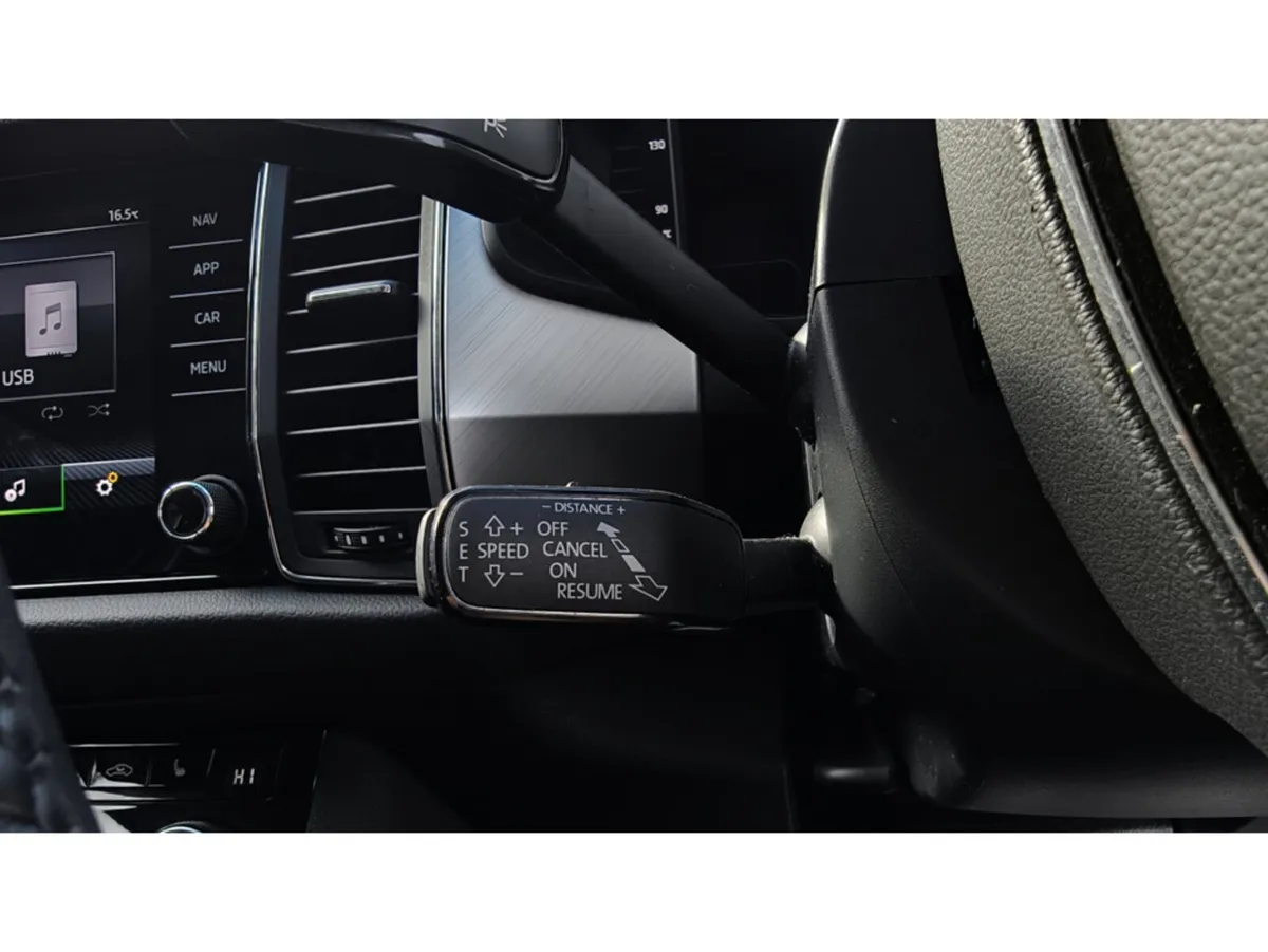 Skoda Kodiaq SUV, Petrol, 2023, Grey
