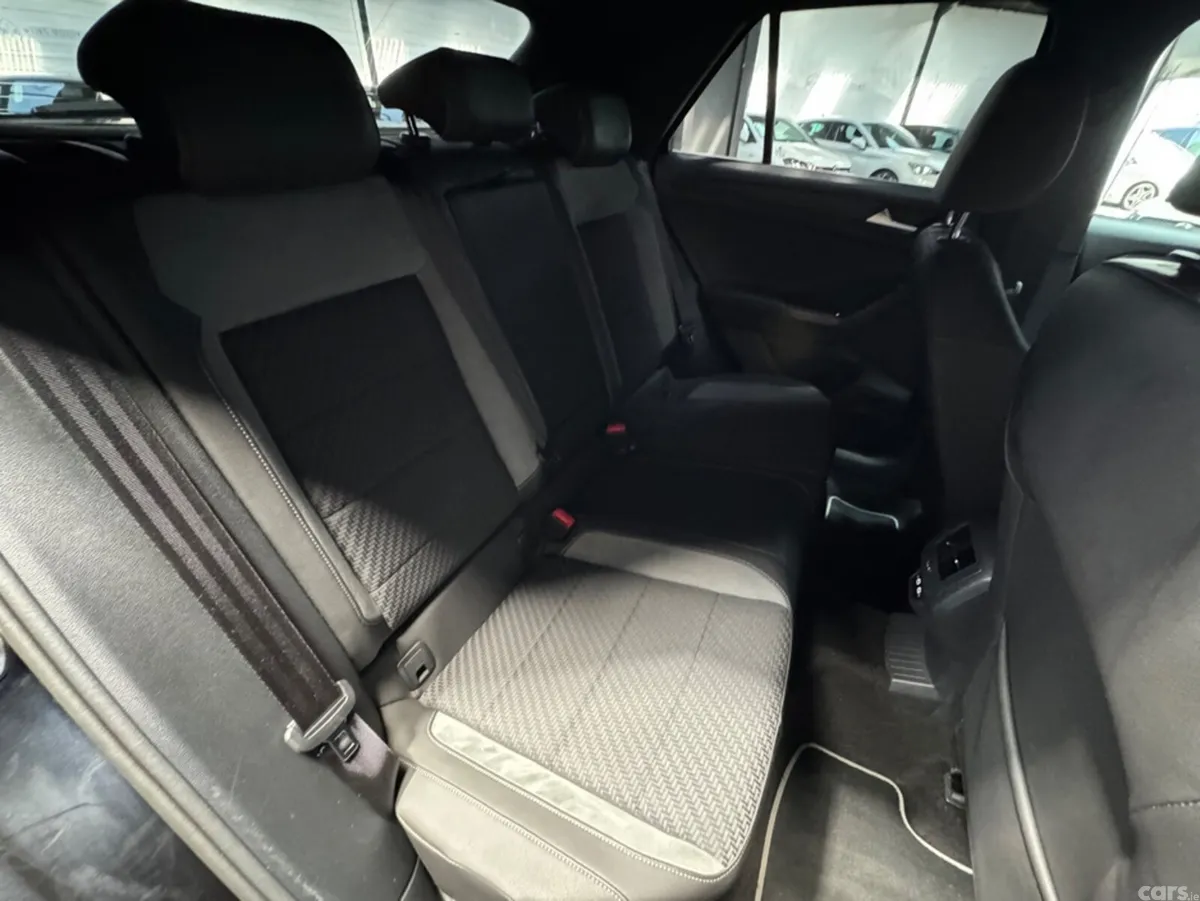 Volkswagen T-Roc SUV, Diesel, 2021, Black