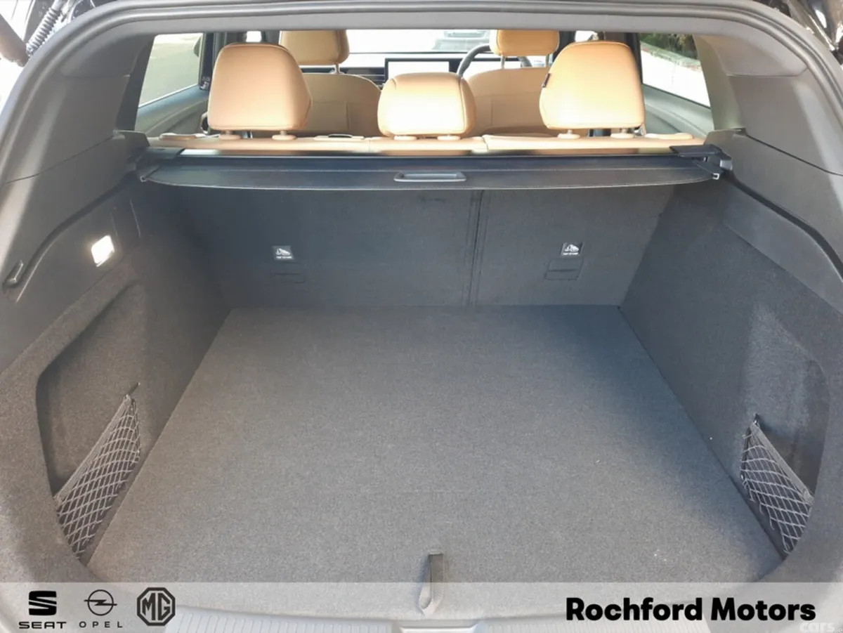 MG HS Hatchback, Petrol Plug-in Hybrid, 2026, Black