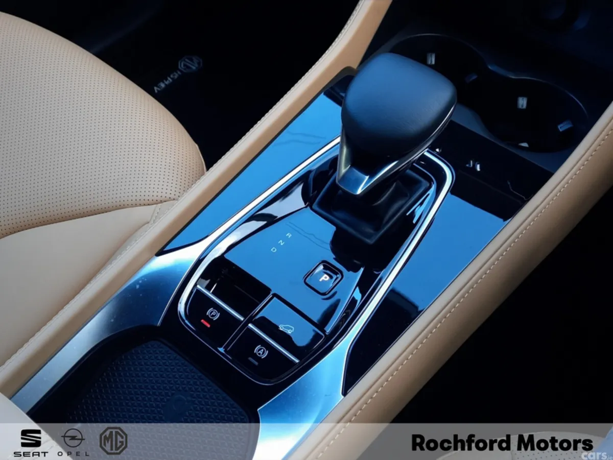 MG HS Hatchback, Petrol Plug-in Hybrid, 2026, Black
