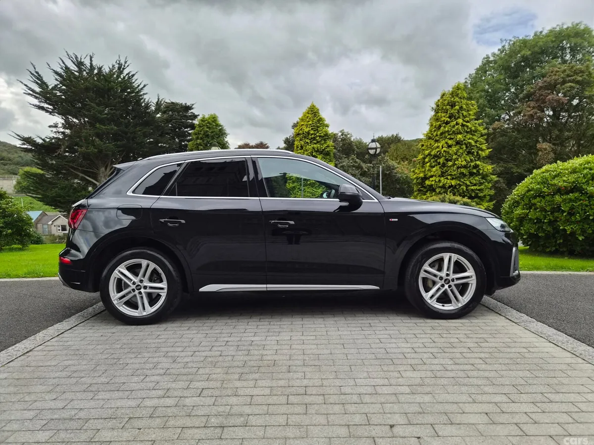 Audi Q5 SUV, Petrol Plug-in Hybrid, 2023, Black