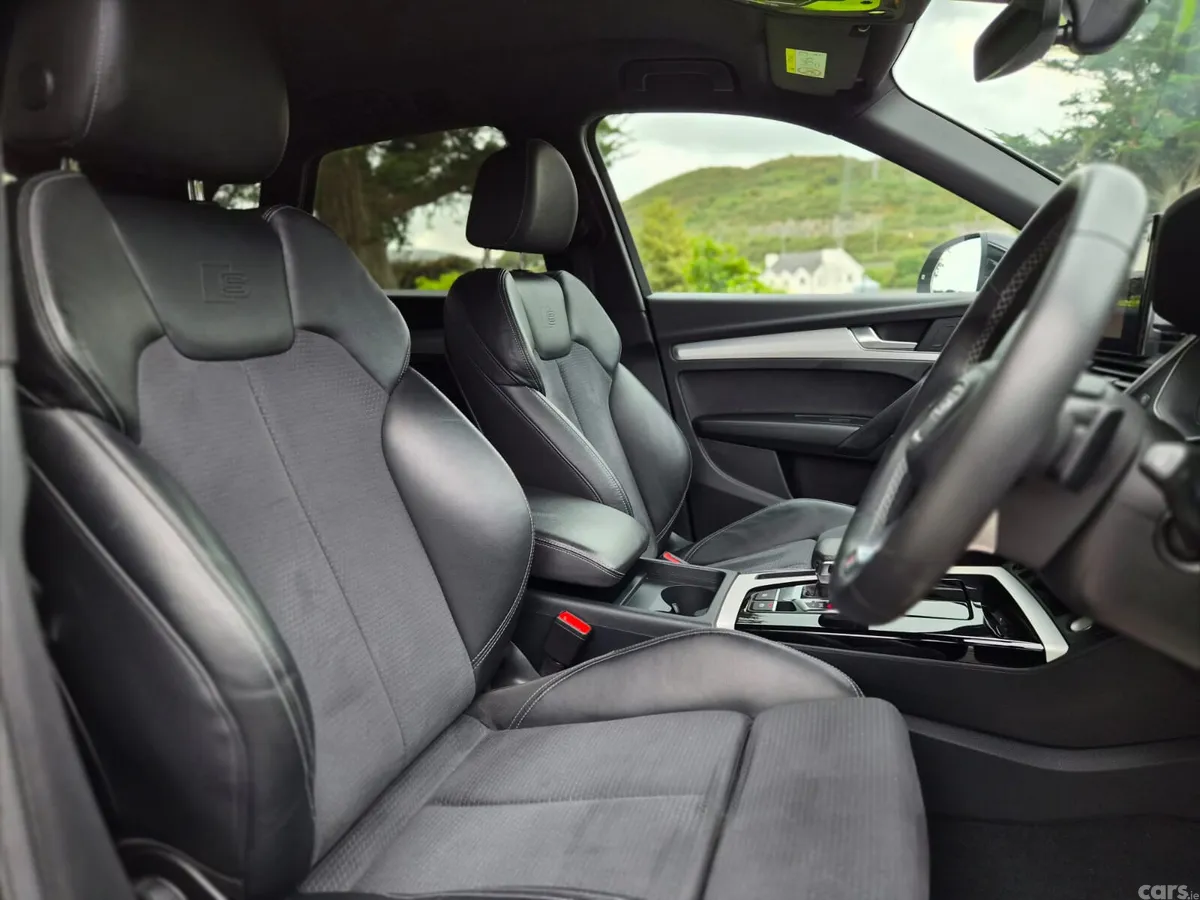 Audi Q5 SUV, Petrol Plug-in Hybrid, 2023, Black