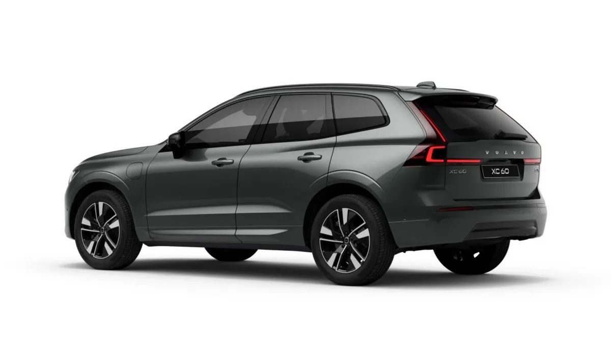 Volvo XC60 SUV, Petrol Plug-in Hybrid, 2027, Green