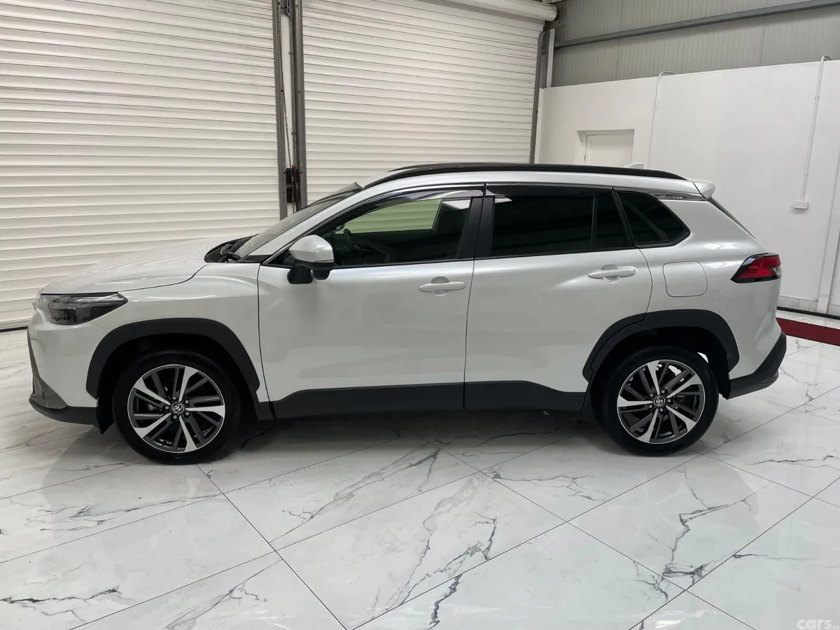 Toyota Corolla Cross Estate, Petrol Hybrid, 2024, White