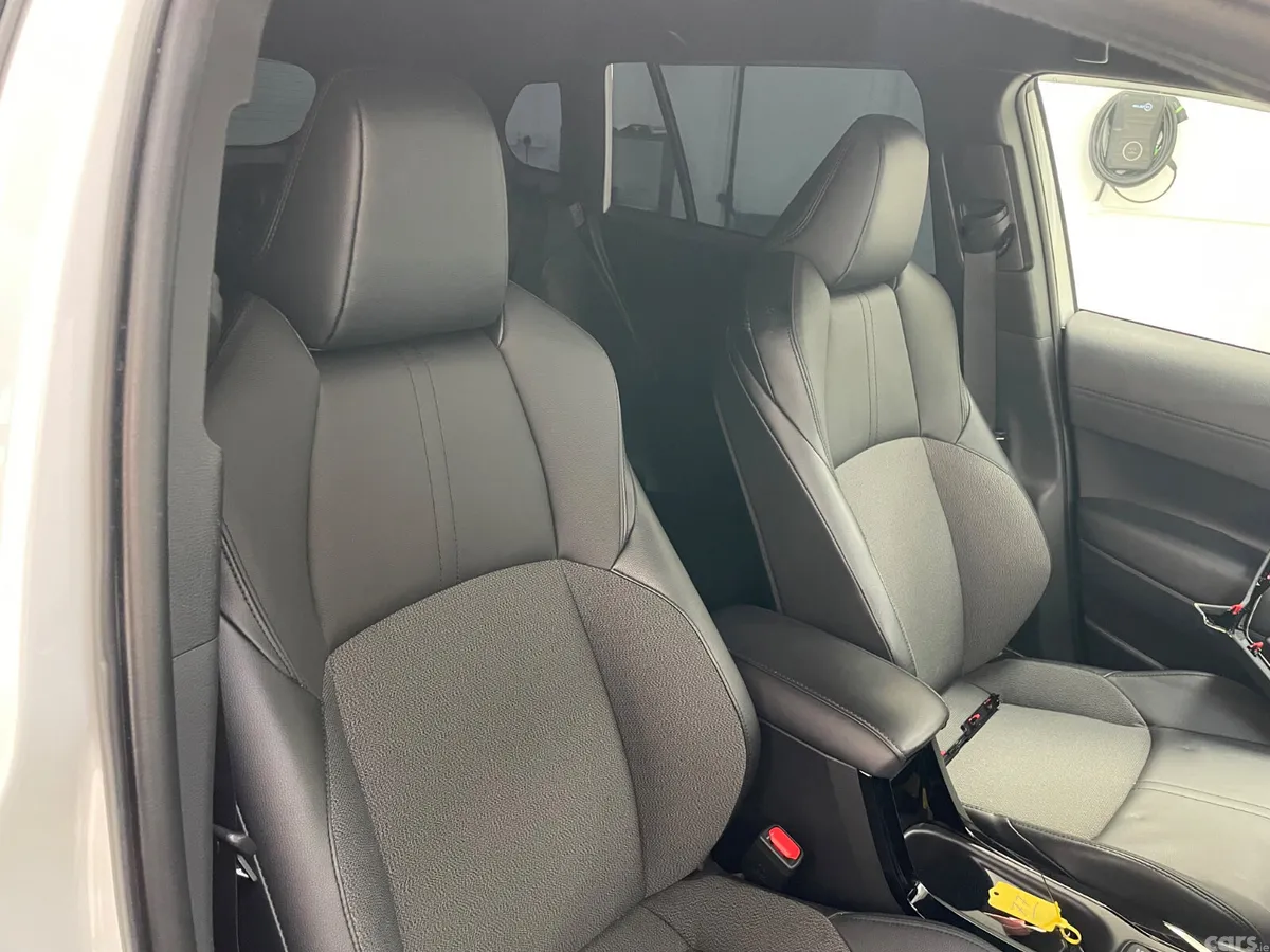 Toyota Corolla Cross Estate, Petrol Hybrid, 2024, White