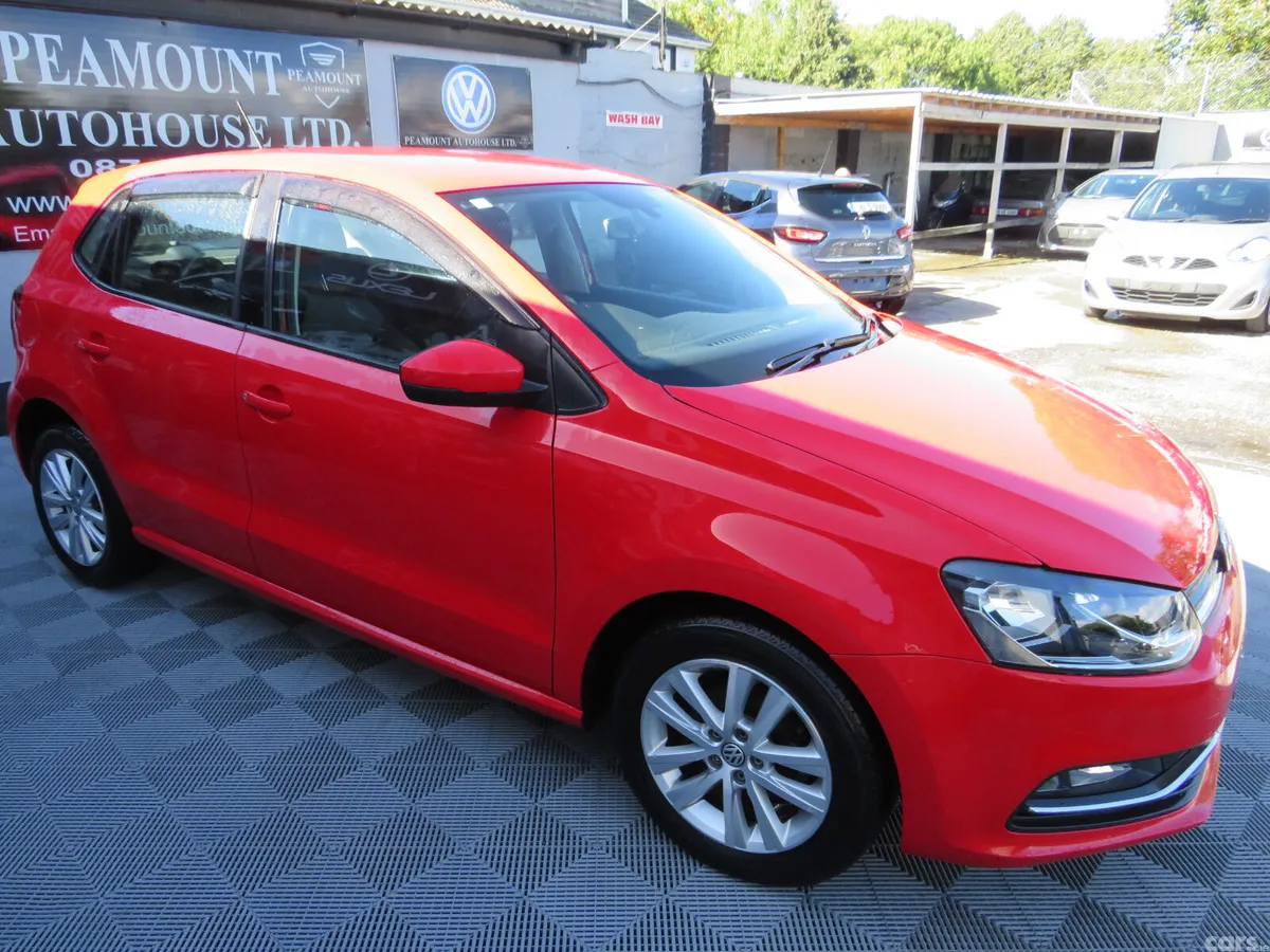 Volkswagen Polo Hatchback, Petrol, 2017, Red