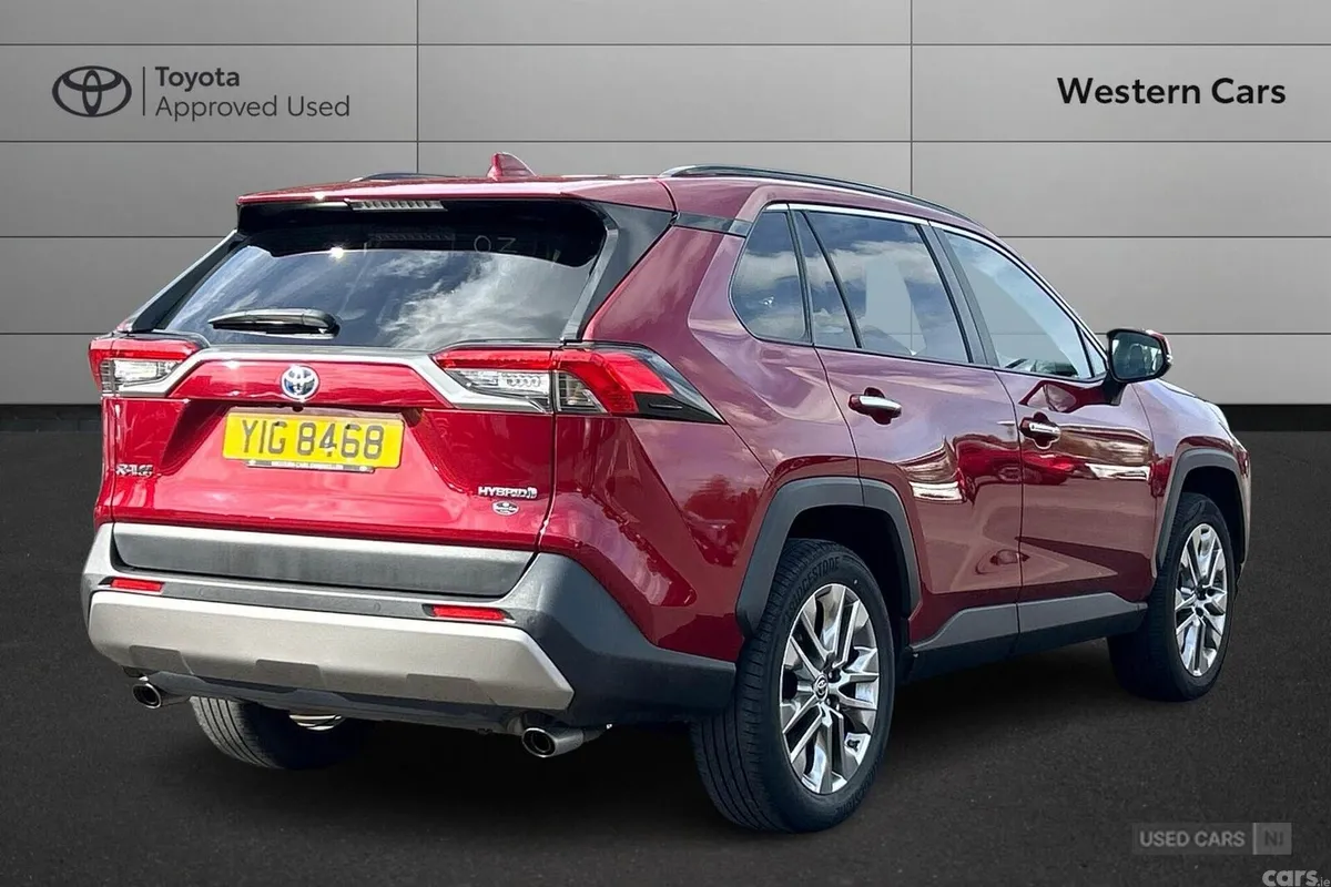 Toyota RAV4 , Petrol Hybrid, 2022, Red