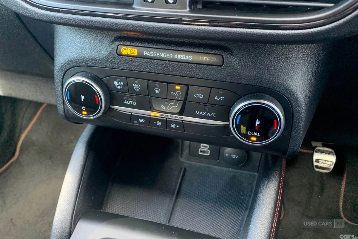 Ford Kuga SUV, Petrol, 2023, Red