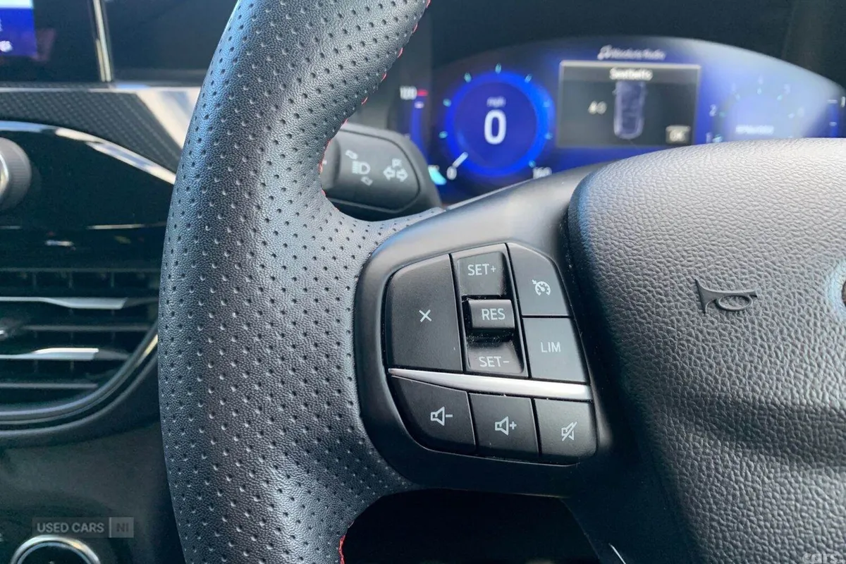 Ford Kuga SUV, Petrol, 2023, Red