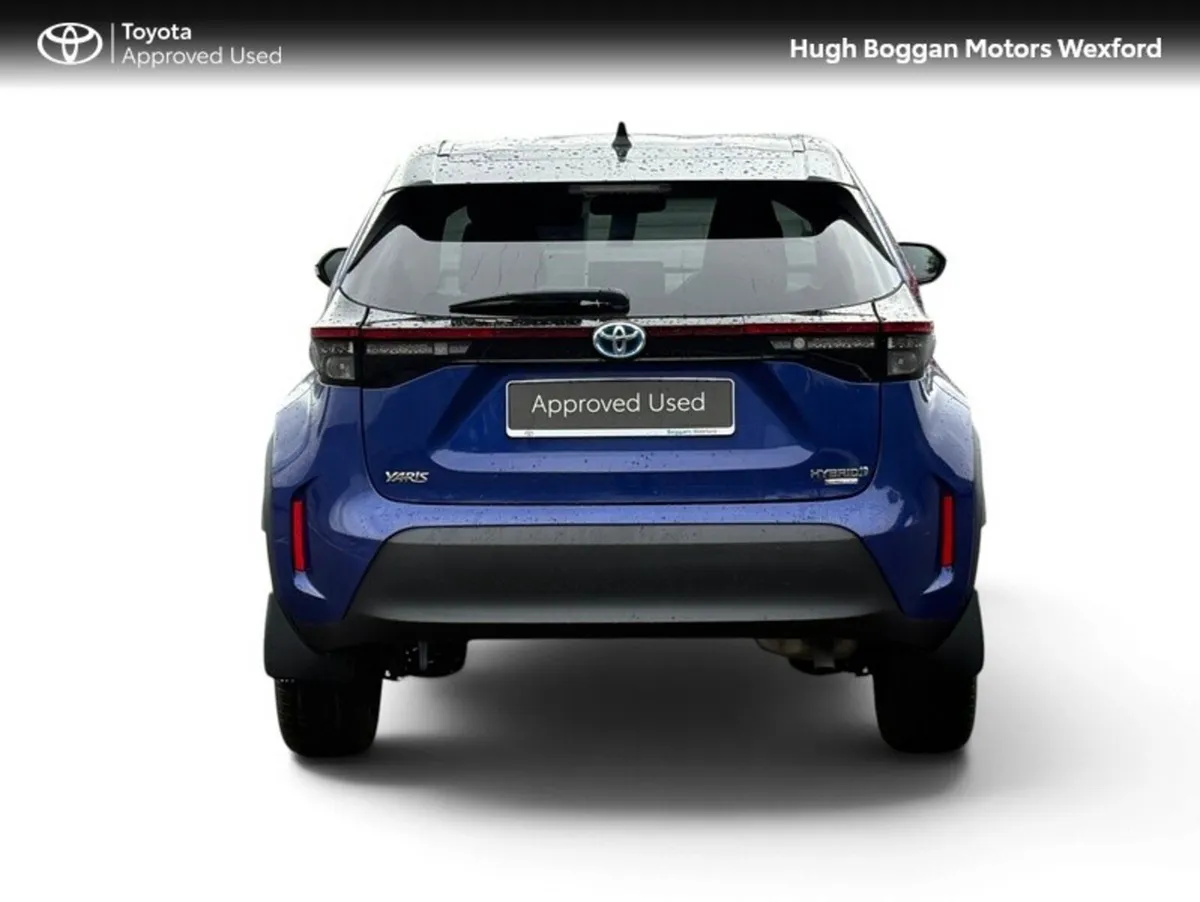 Toyota Yaris Cross Hatchback, Petrol Hybrid, 2023, Blue