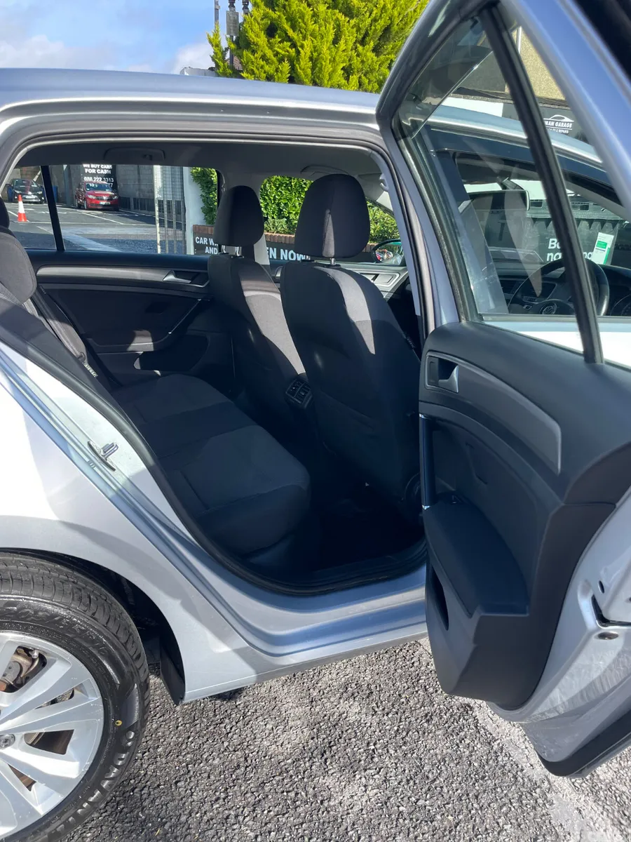 Volkswagen Golf Hatchback, Petrol, 2014, Silver
