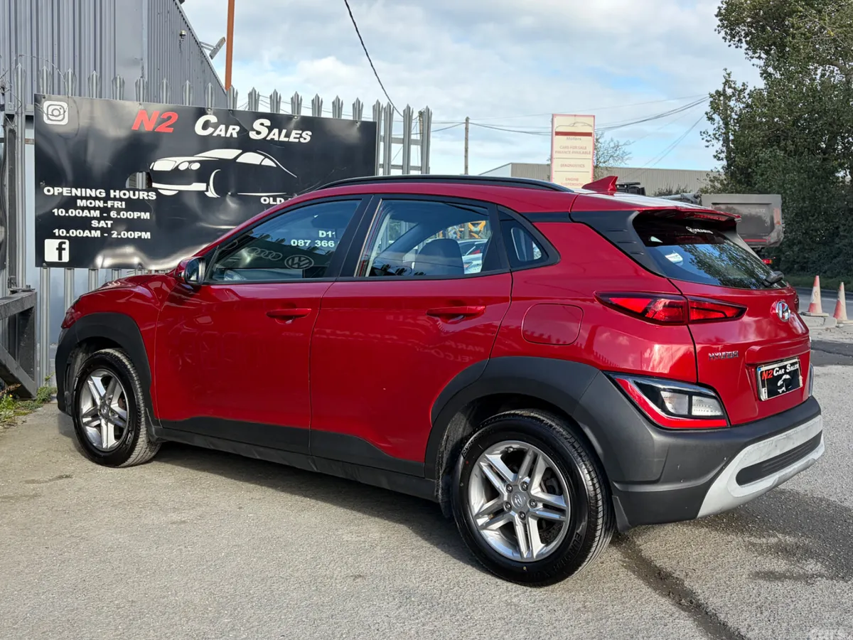 Hyundai KONA MPV, Petrol, 2021, Red