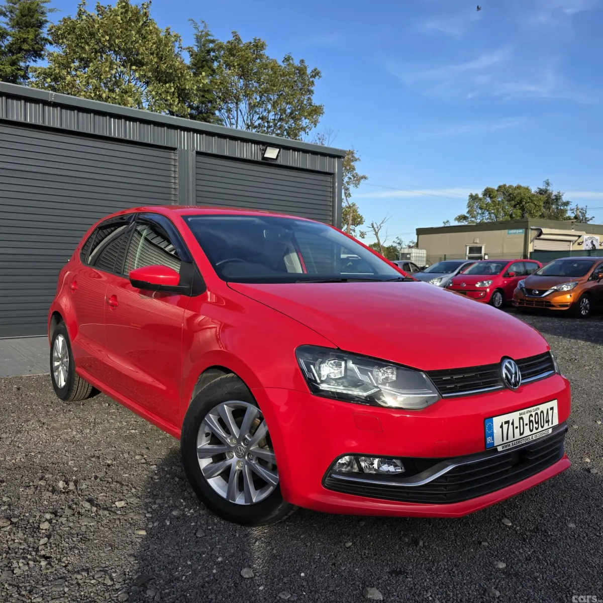 Volkswagen Polo Hatchback, Petrol, 2017, Red