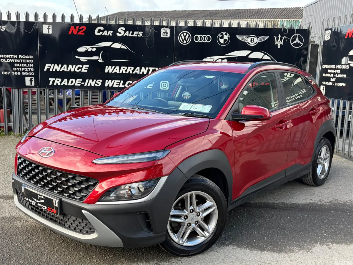 Hyundai KONA MPV, Petrol, 2021, Red