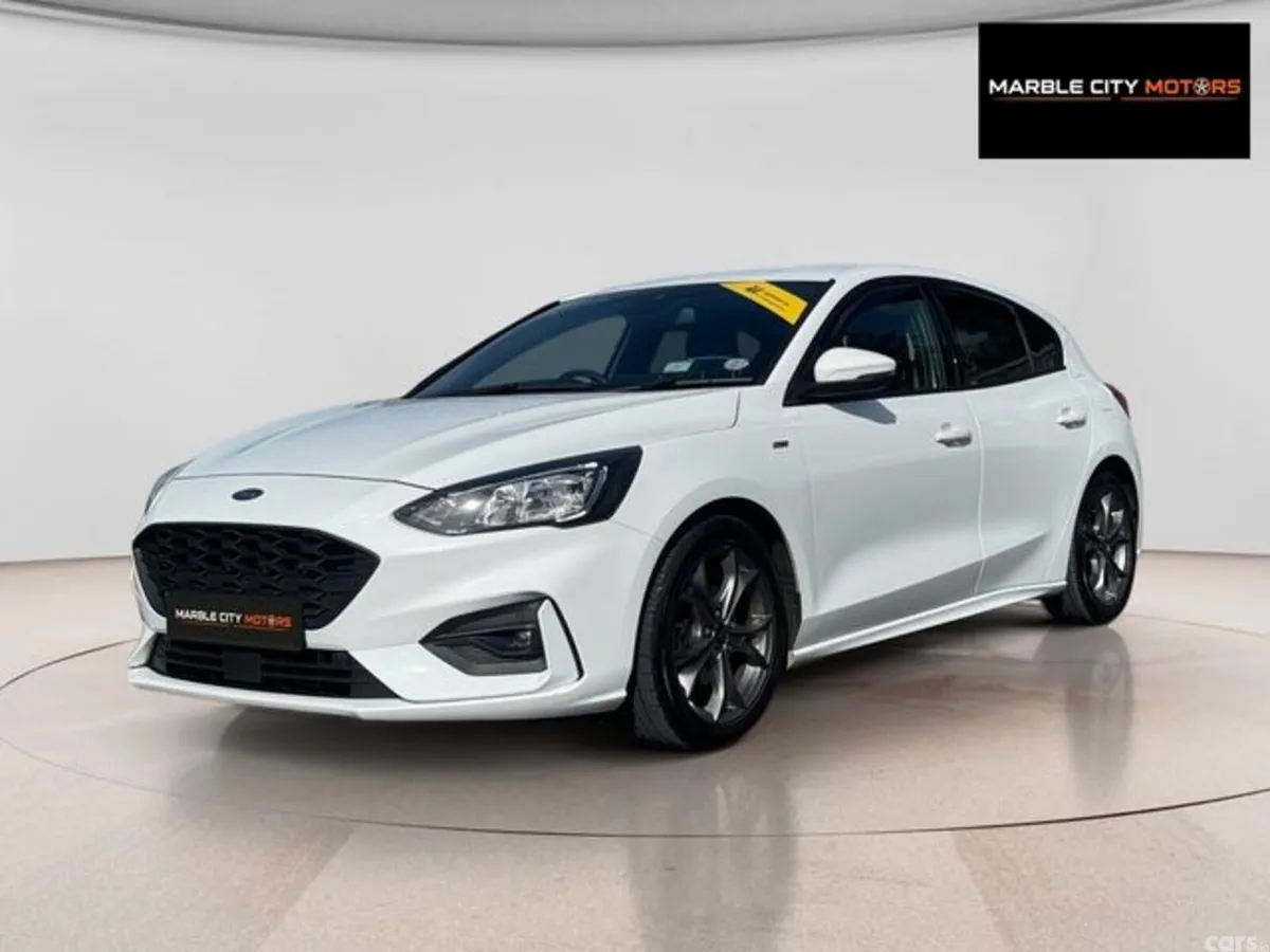 Ford Focus Hatchback, Diesel, 2021, White