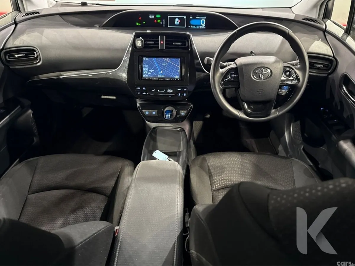 Toyota Prius Hatchback, Petrol Hybrid, 2021, Silver