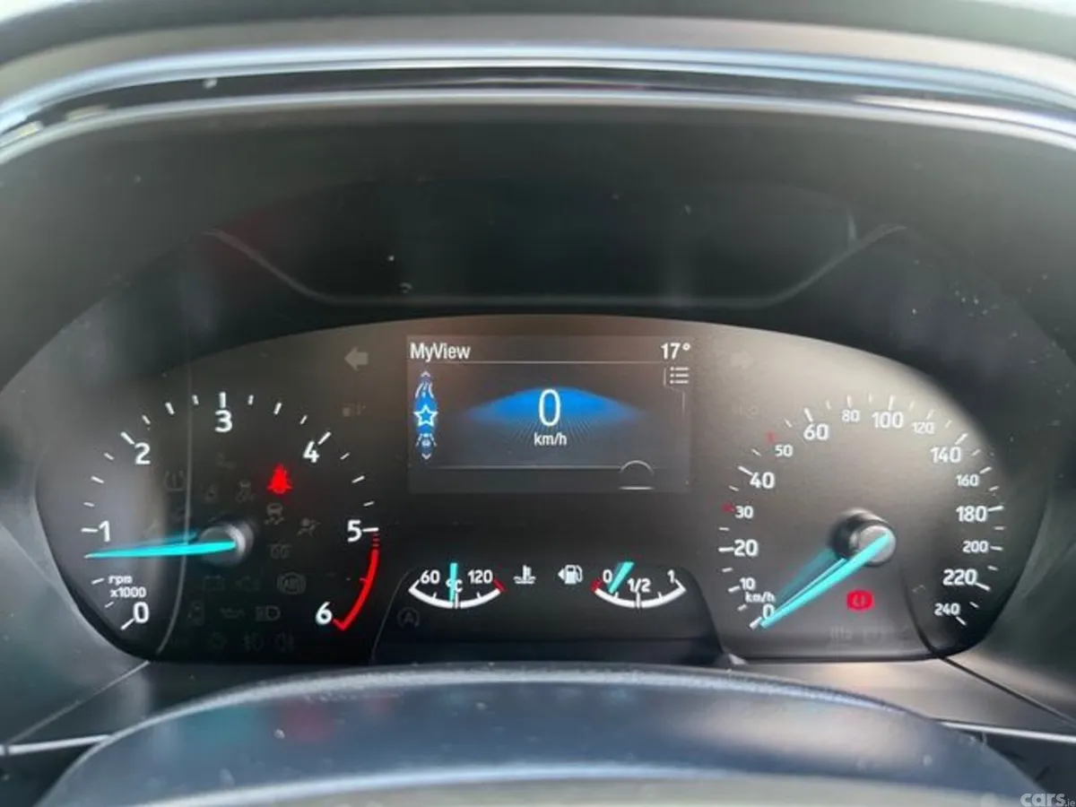 Ford Focus Hatchback, Diesel, 2021, White