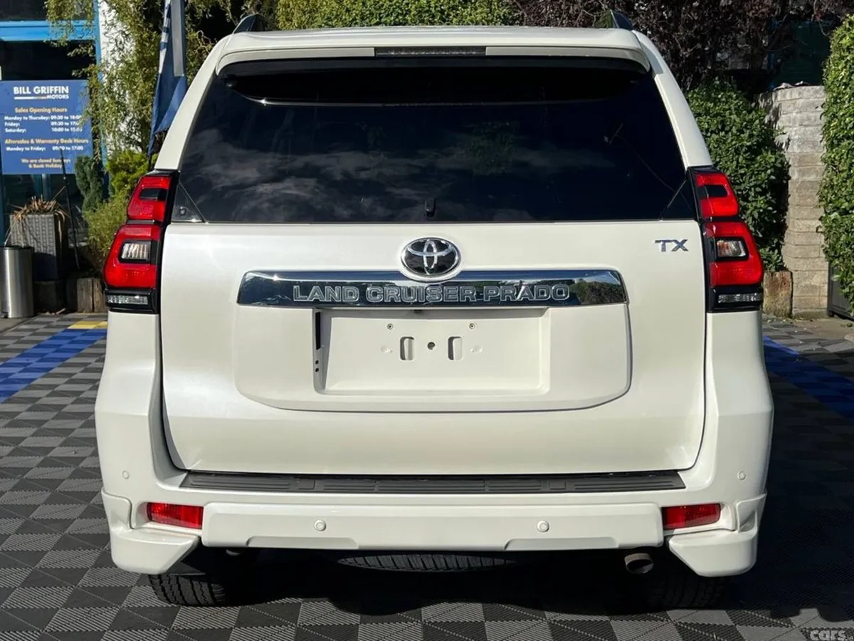 Toyota Land Cruiser SUV, Diesel, 2023, White