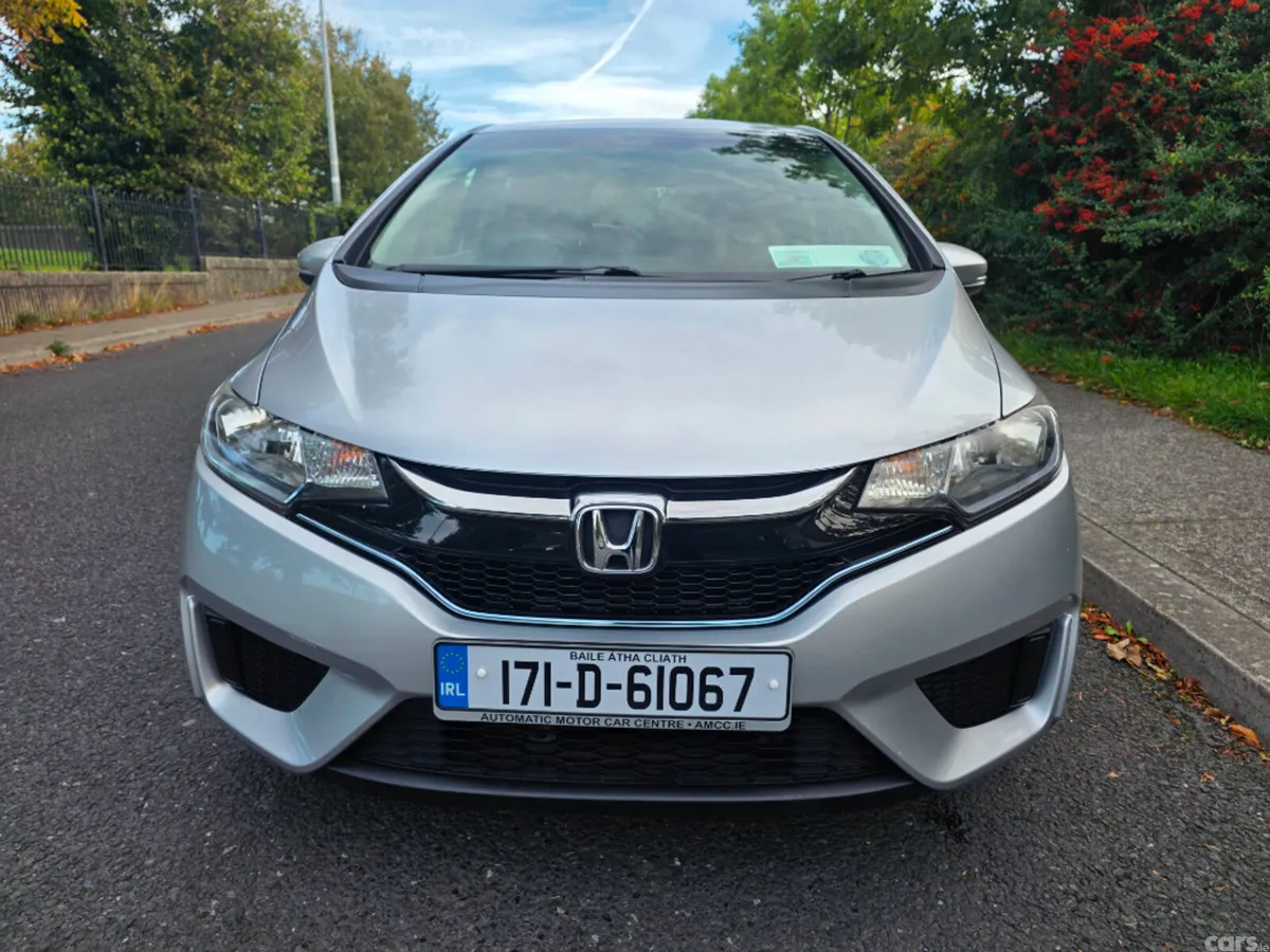 Honda Fit Hatchback, Petrol Hybrid, 2017, Silver