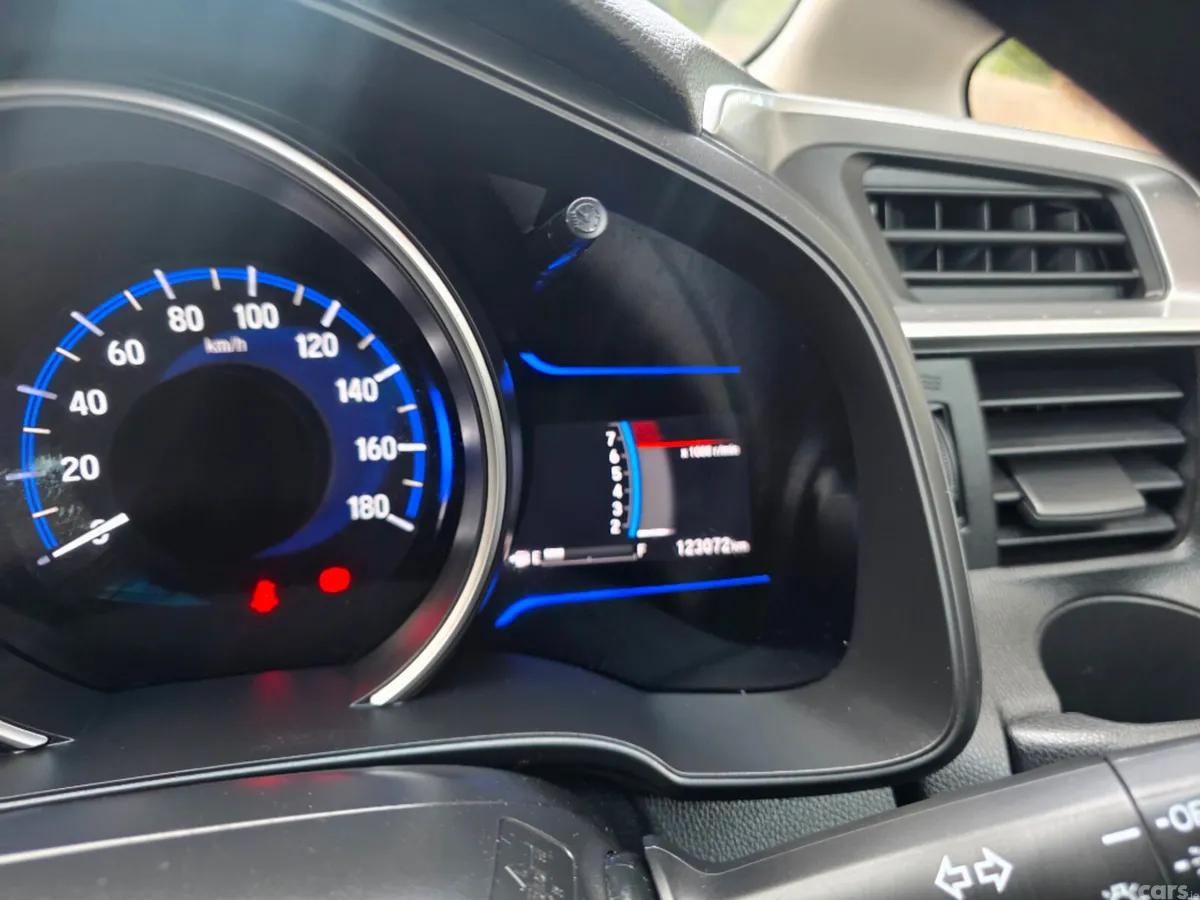 Honda Fit Hatchback, Petrol Hybrid, 2017, Silver