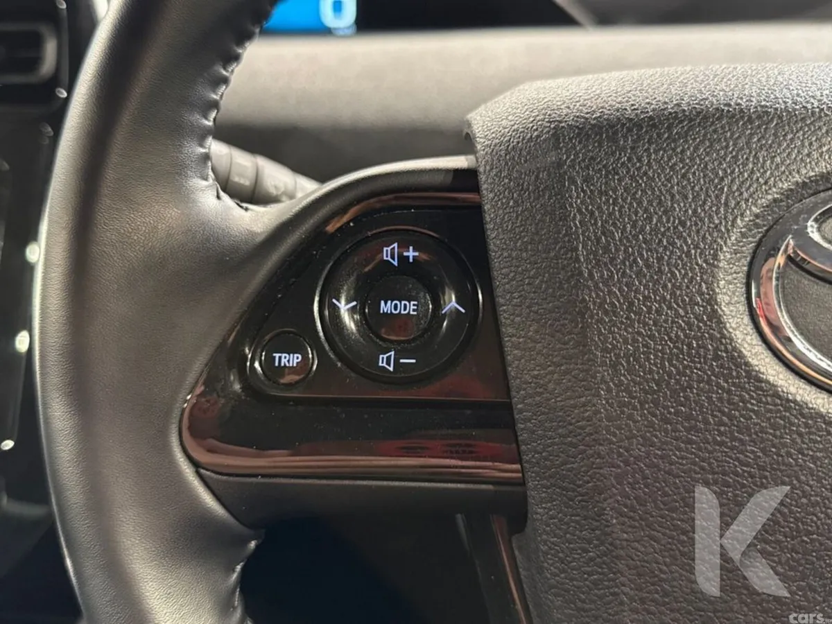 Toyota Prius Hatchback, Petrol Hybrid, 2021, Silver