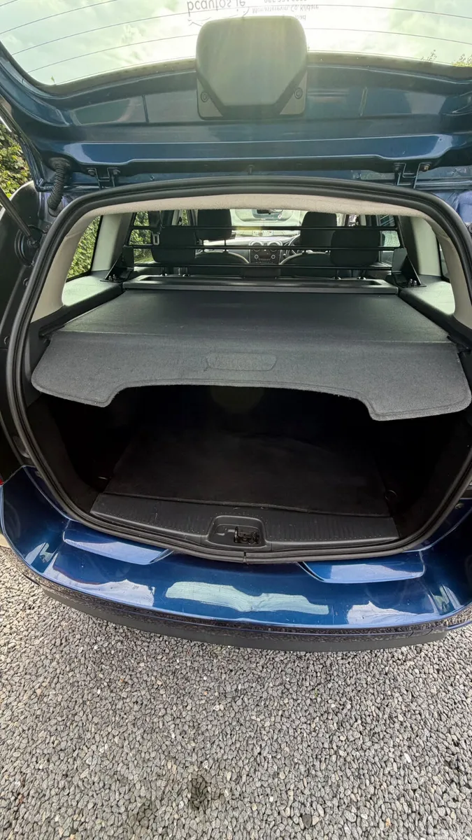 Dacia Logan Estate, Petrol, 2017, Blue