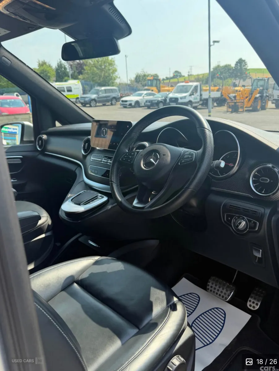 Mercedes-Benz V-Class Coupe, Diesel, 2024, Blue