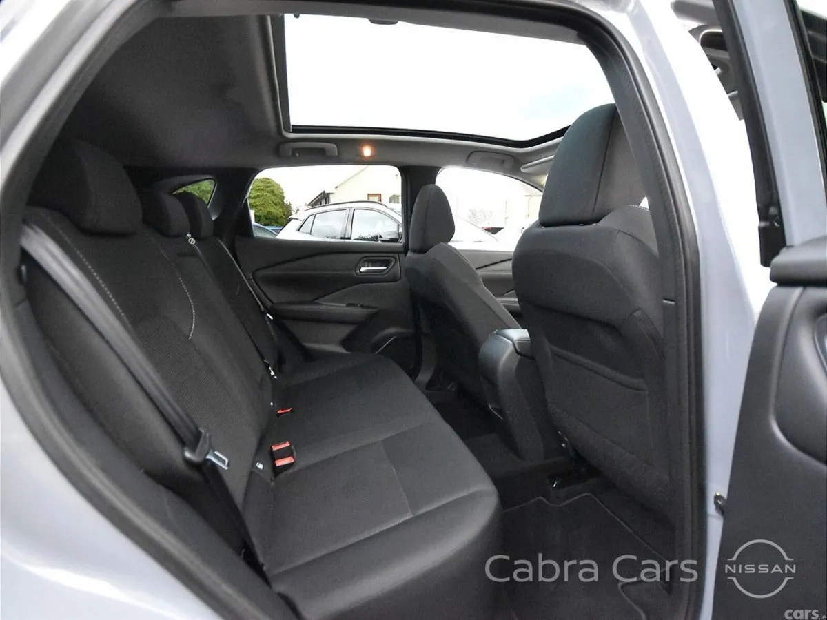 Nissan Qashqai MPV, Petrol, 2023, Grey