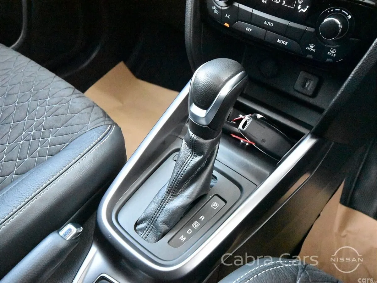 Suzuki Vitara SUV, Petrol Hybrid, 2023, Grey