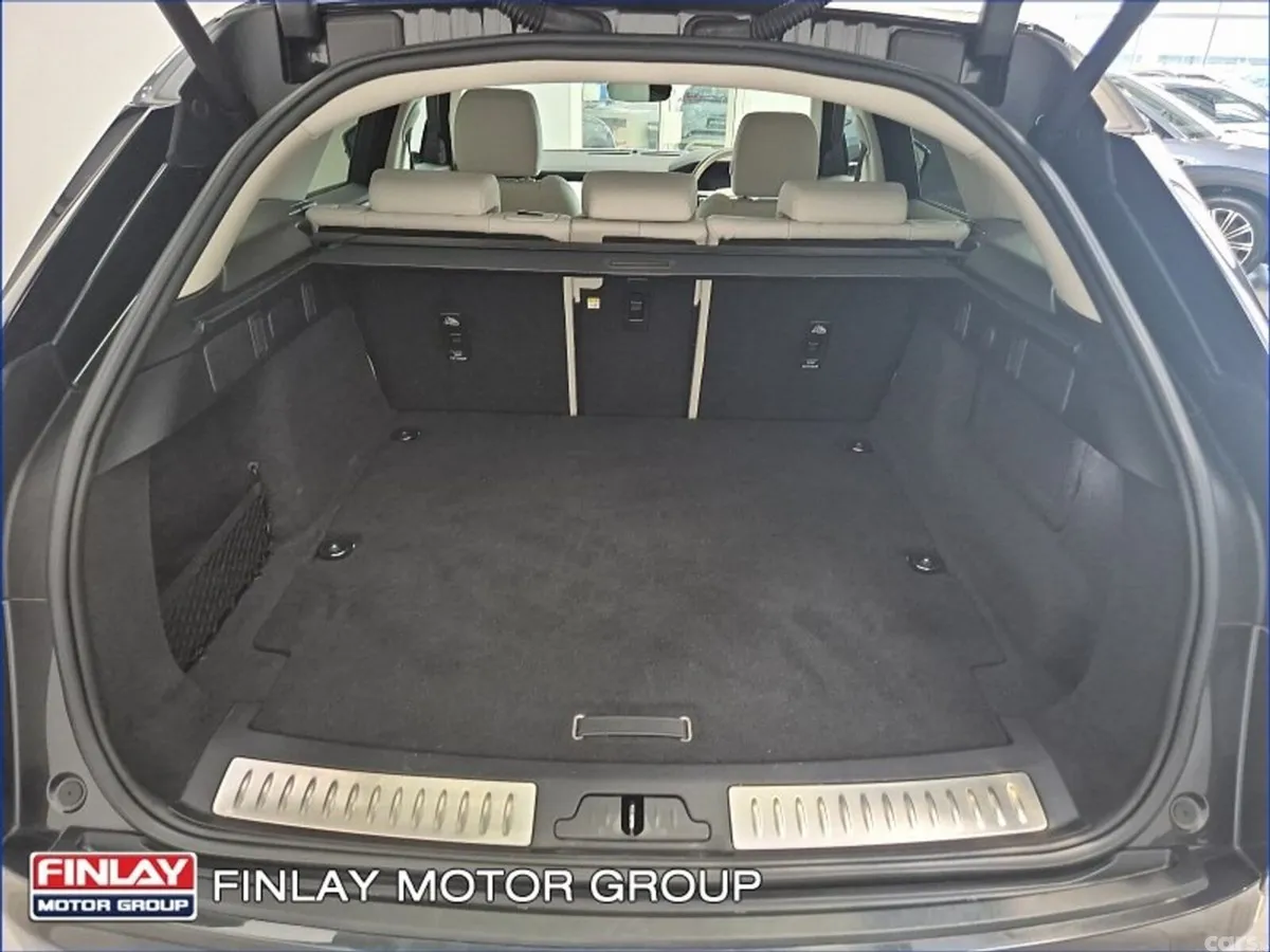 Land Rover Range Rover Velar SUV, Petrol Plug-in Hybrid, 2023, Grey
