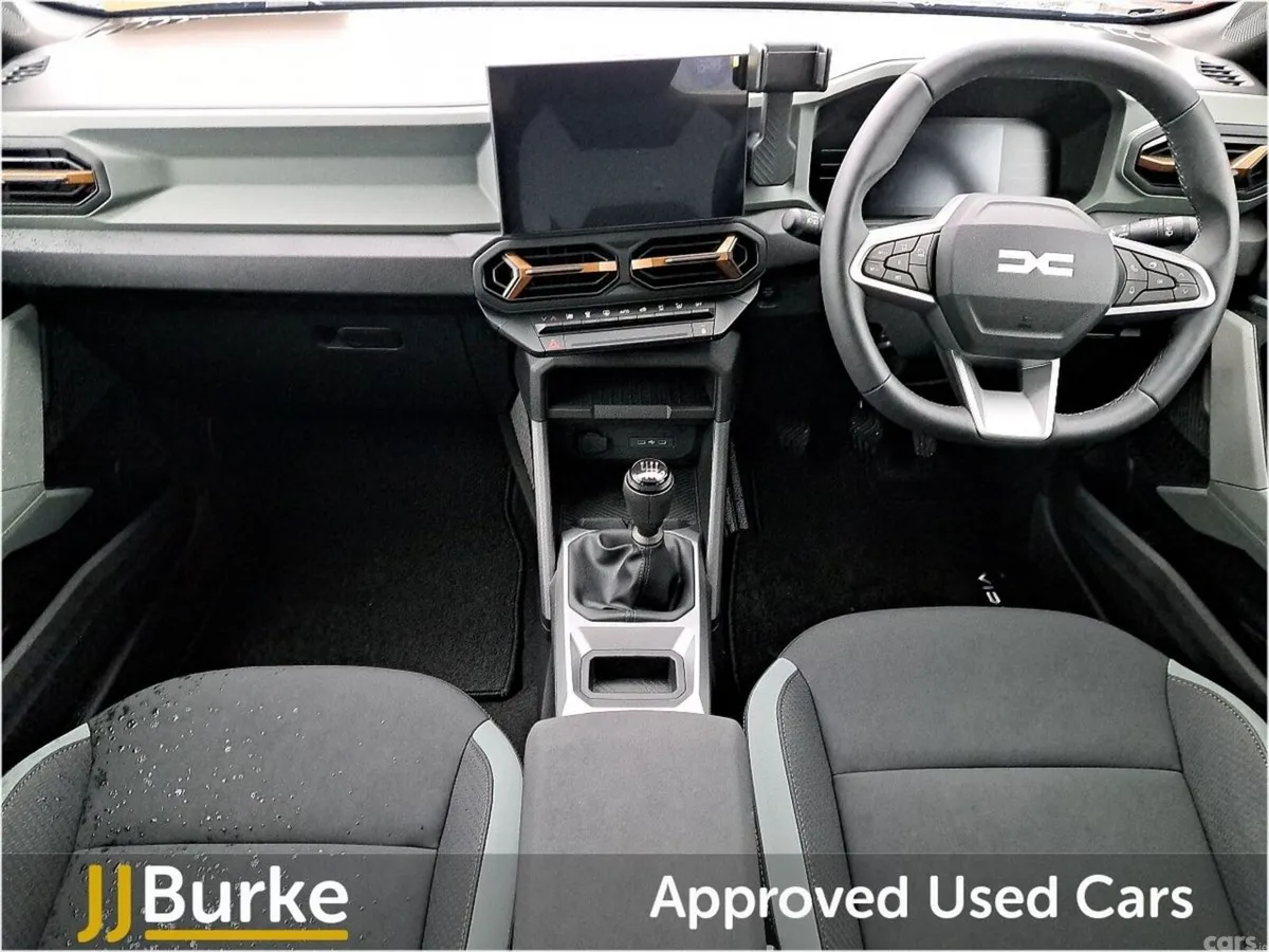 Dacia Duster SUV, Petrol Hybrid, 2026, Grey