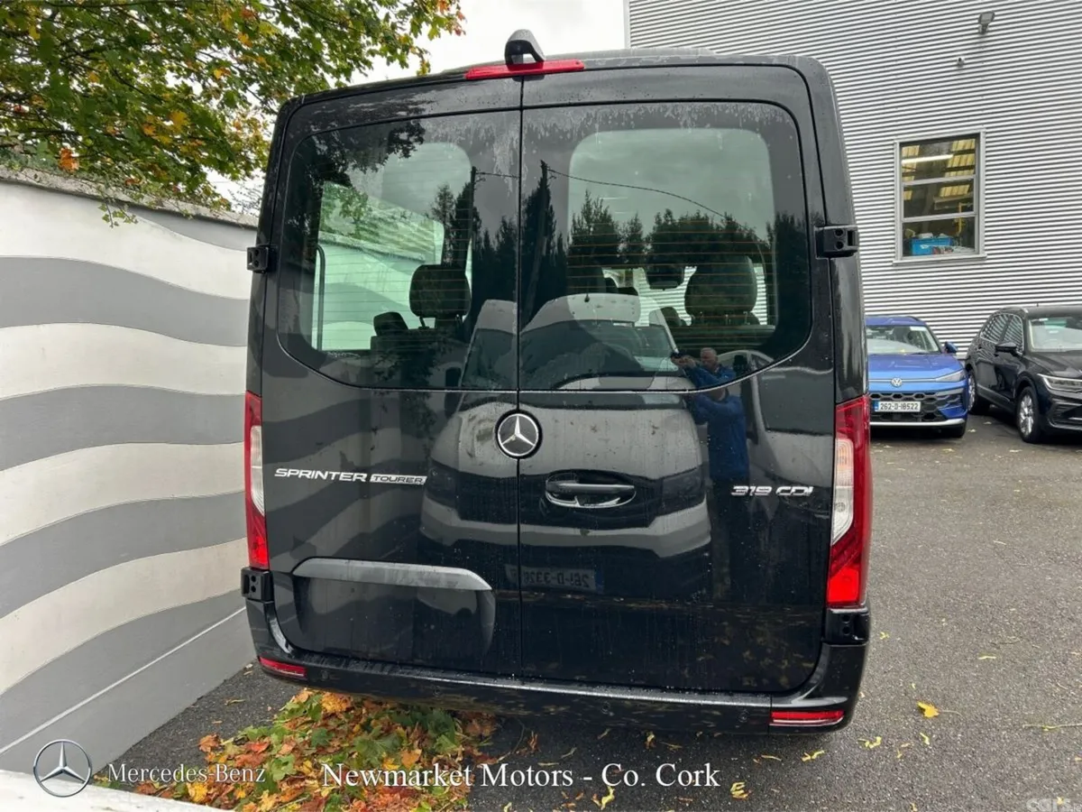 Mercedes-Benz Sprinter MPV, Diesel, 2026, Black