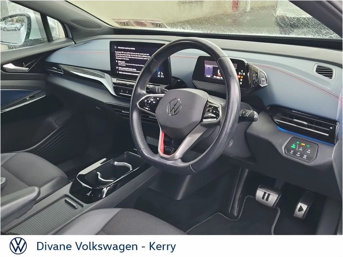 Volkswagen ID.4 SUV, Electric, 2022, White