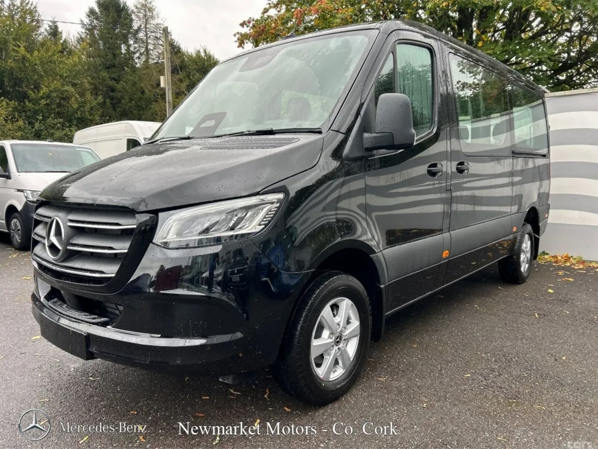Mercedes-Benz Sprinter MPV, Diesel, 2026, Black