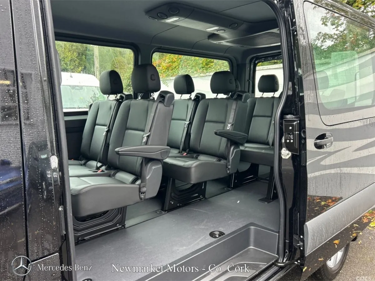 Mercedes-Benz Sprinter MPV, Diesel, 2026, Black