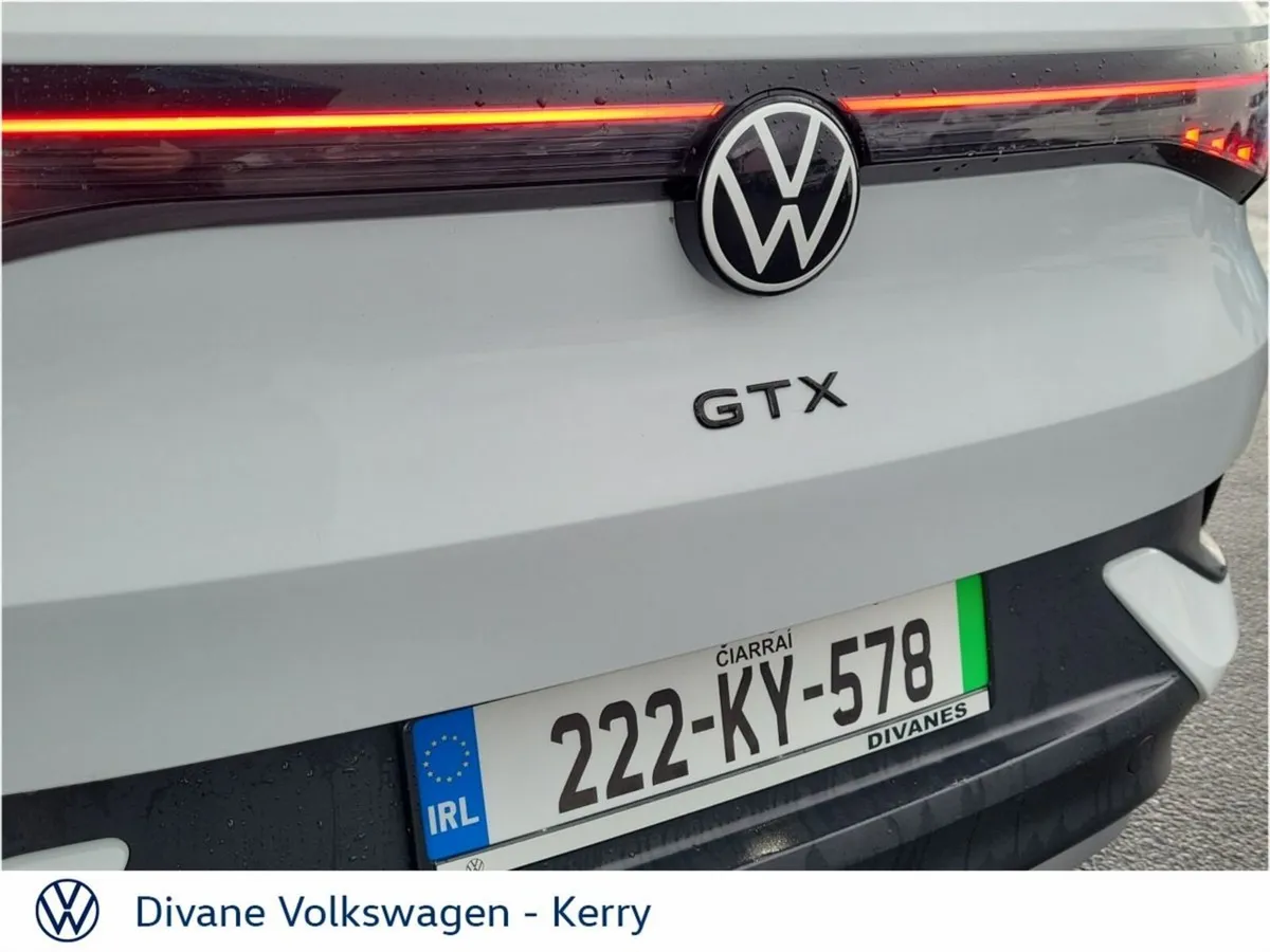 Volkswagen ID.4 SUV, Electric, 2022, White