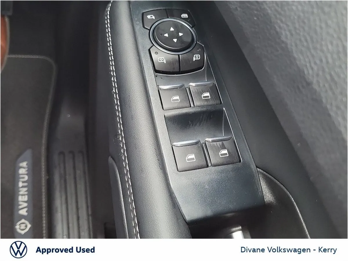 Volkswagen Amarok Pick Up, Diesel, 2027, Red