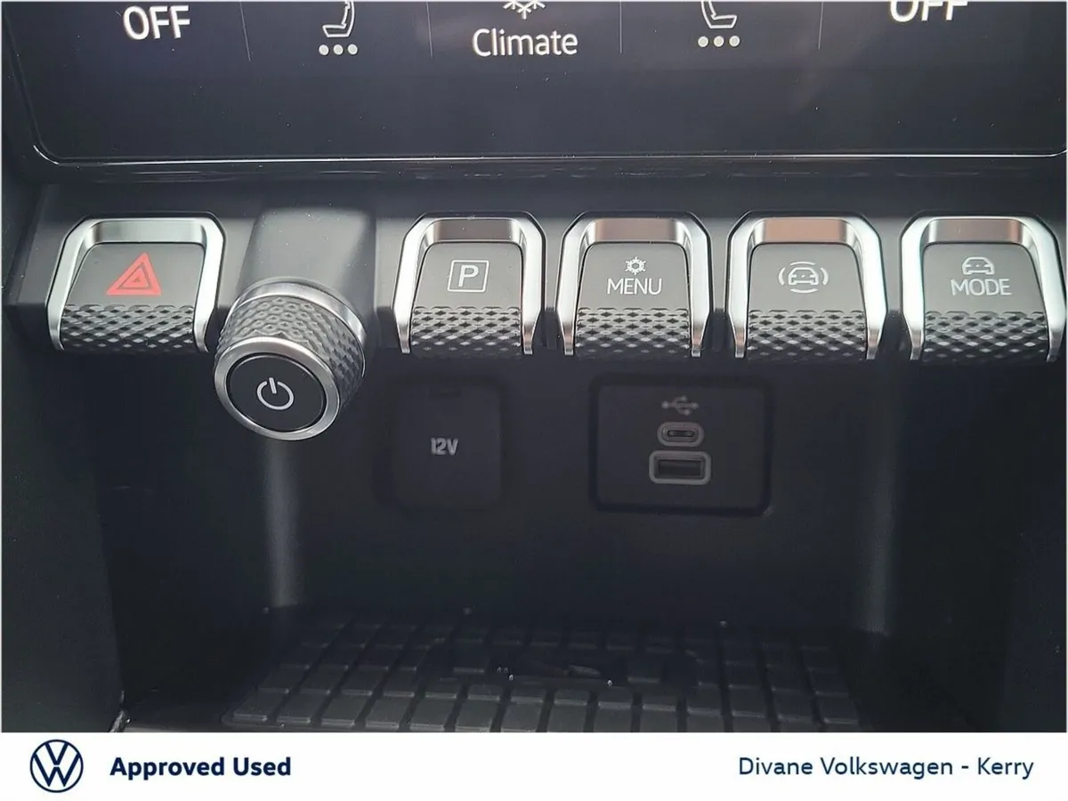 Volkswagen Amarok Pick Up, Diesel, 2027, Red