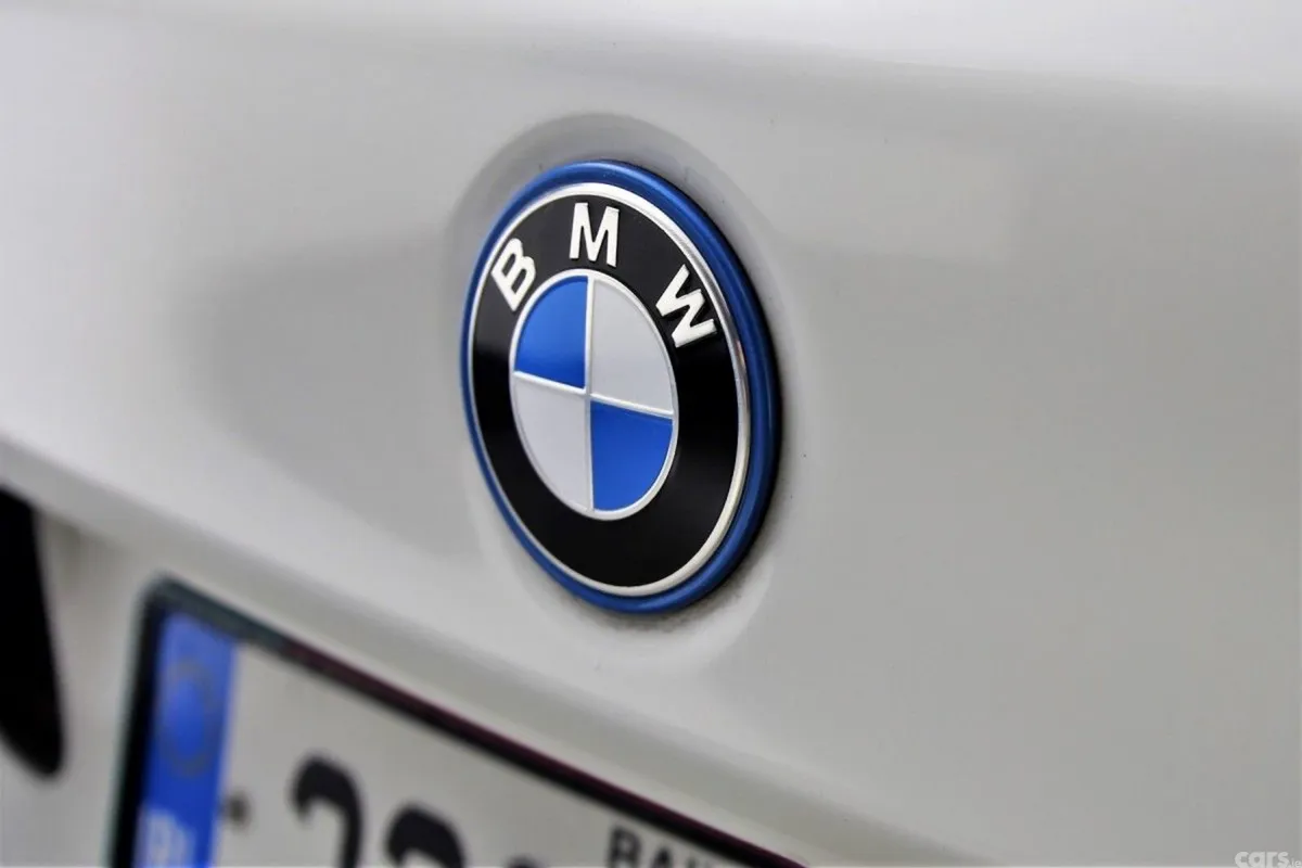 BMW 5-Series Saloon, Petrol Plug-in Hybrid, 2023, White