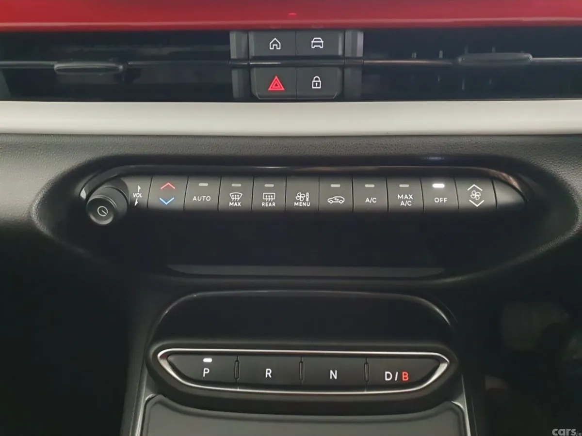 Fiat 600 Hatchback, Electric, 2025, White