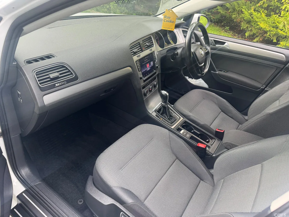 Volkswagen Golf Estate, Petrol, 2014, White