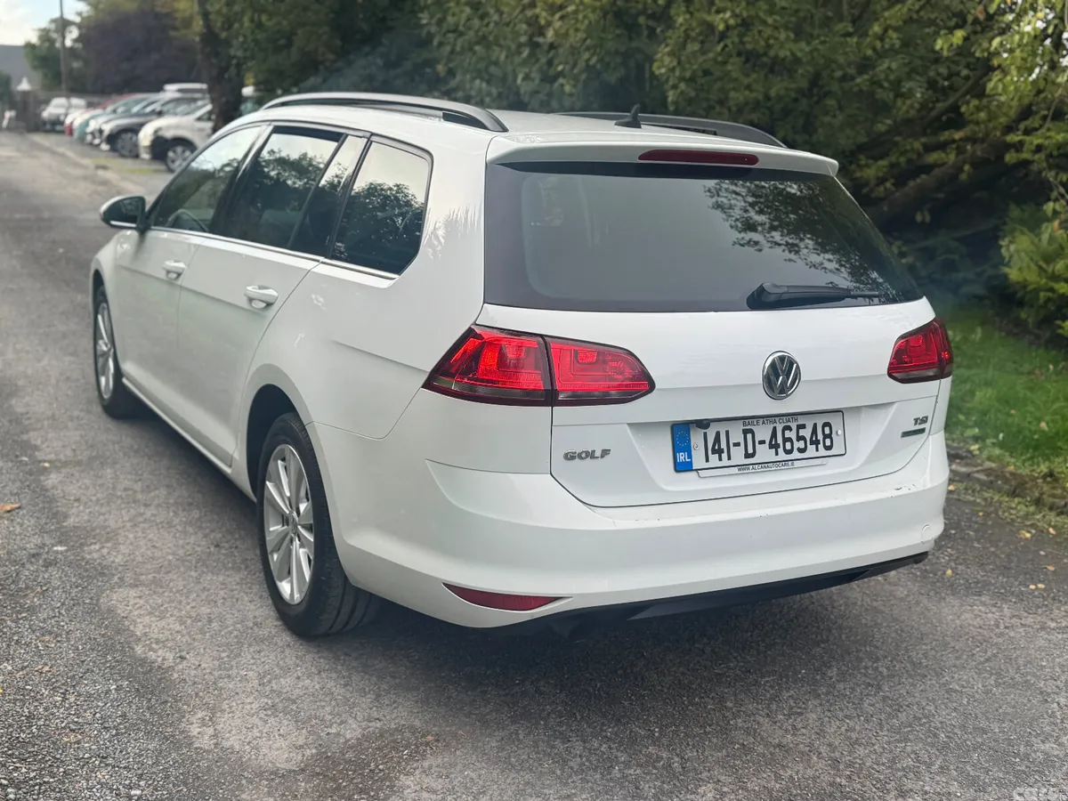 Volkswagen Golf Estate, Petrol, 2014, White